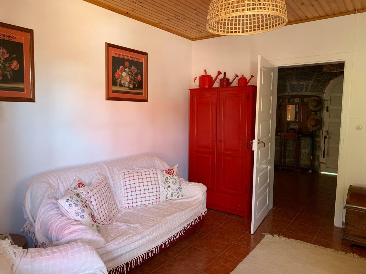 Vila Aurora Parada de Gatim Exterior photo